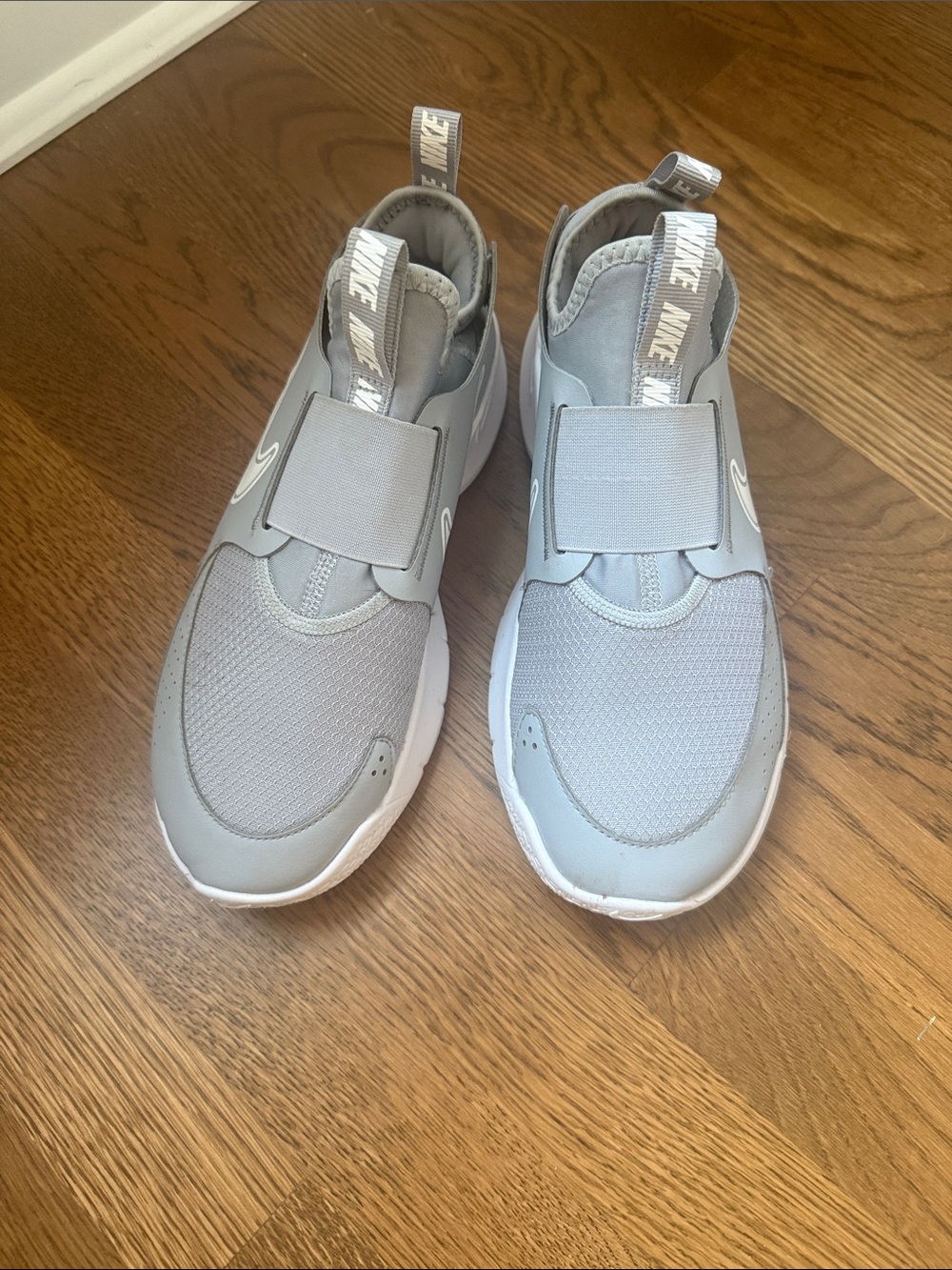 Nike Size 6 Flex Runner 3